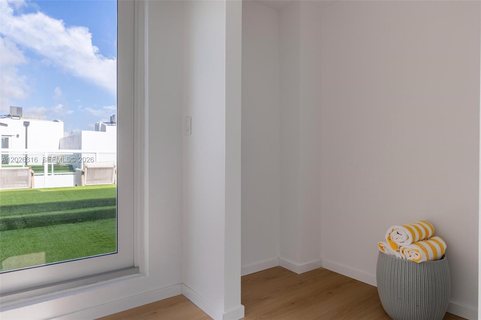 NORMANDY WATERWAY SUB - Residential Lease
