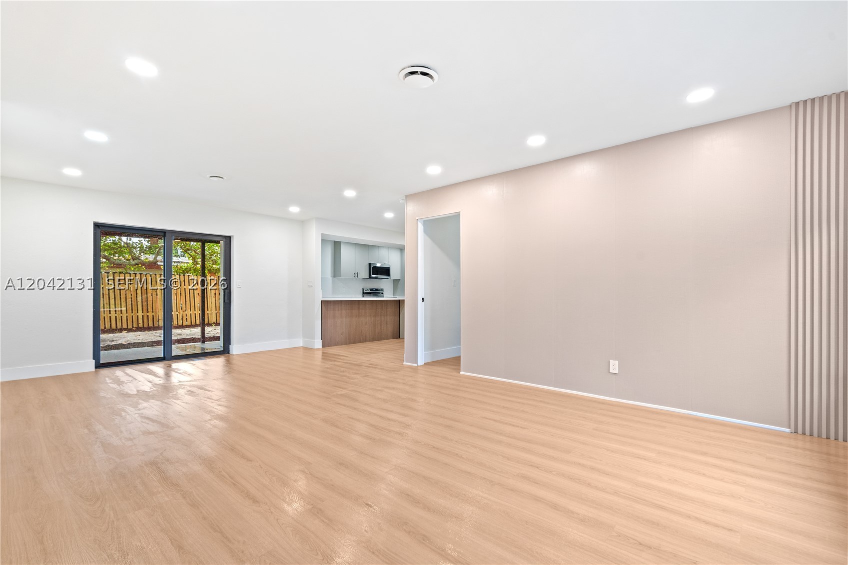 SUNRISE GOLF VILLAGE SEC - Residential