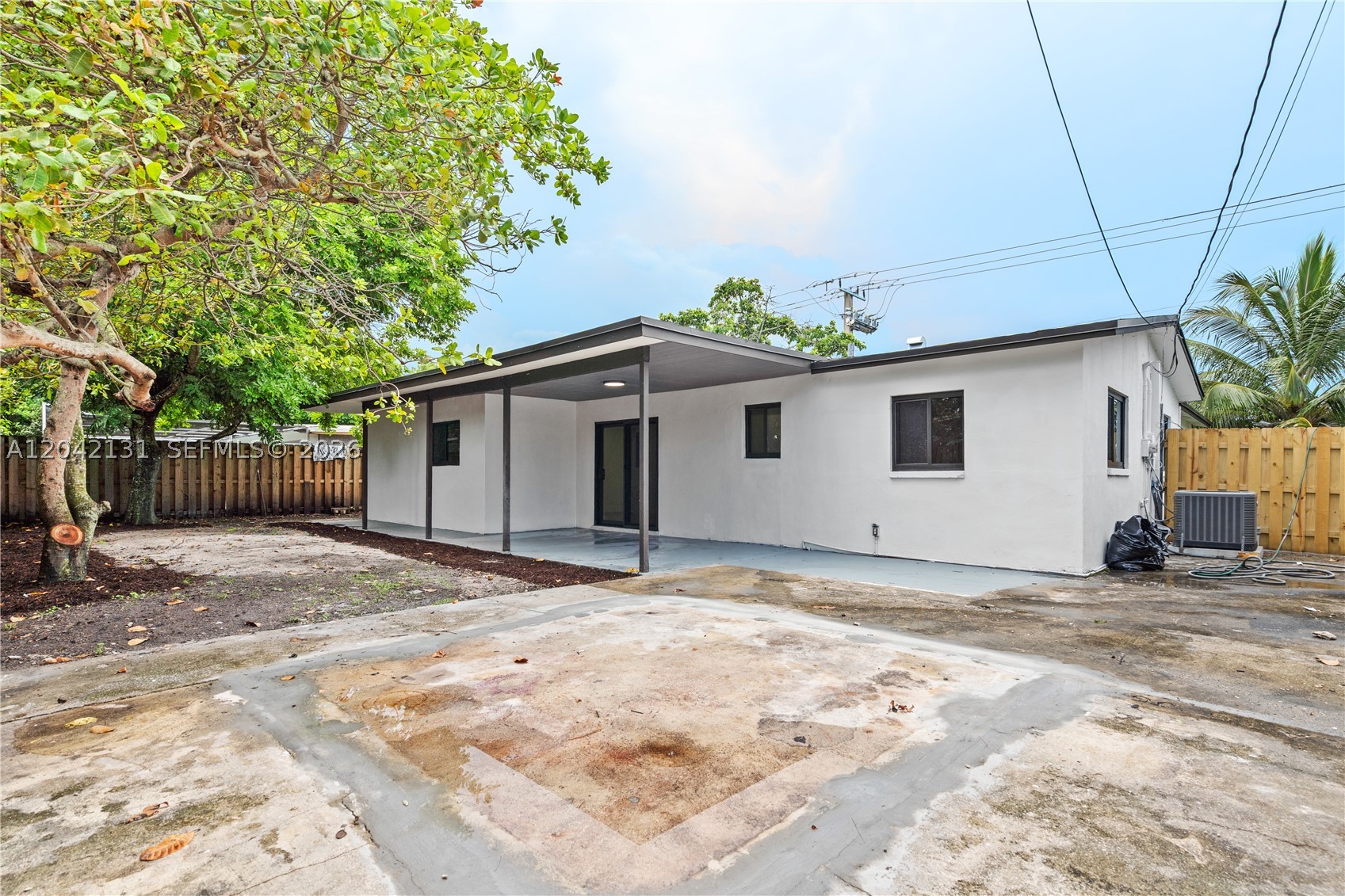 SUNRISE GOLF VILLAGE SEC - Residential
