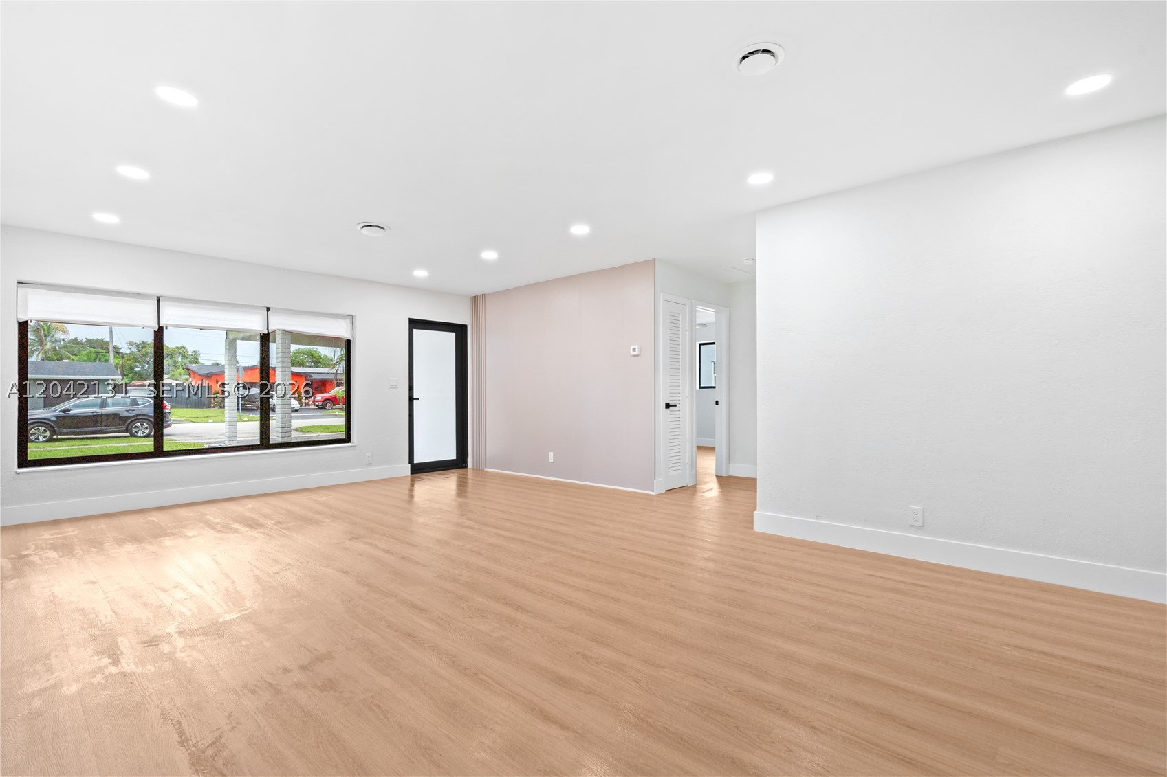 SUNRISE GOLF VILLAGE SEC - Residential