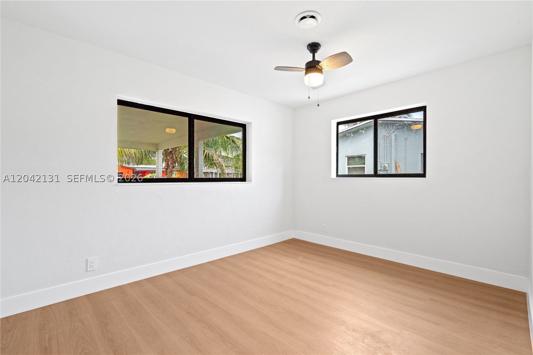 SUNRISE GOLF VILLAGE SEC - Residential