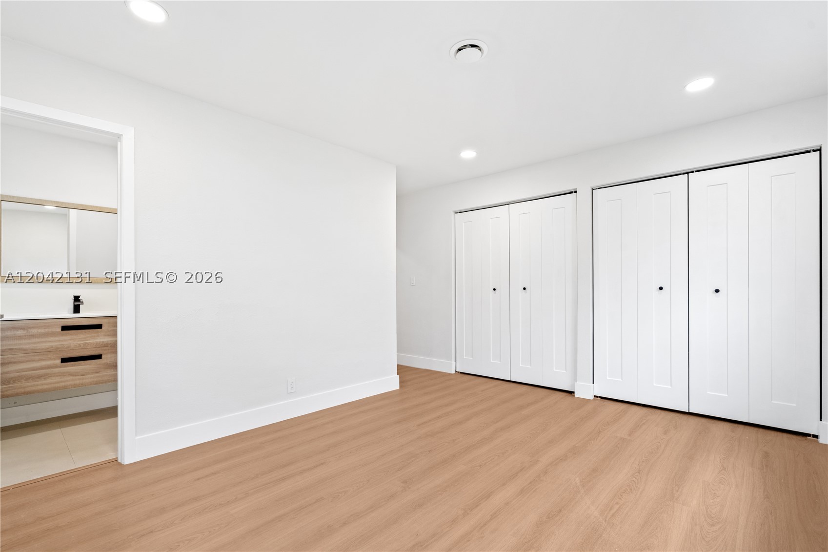 SUNRISE GOLF VILLAGE SEC - Residential