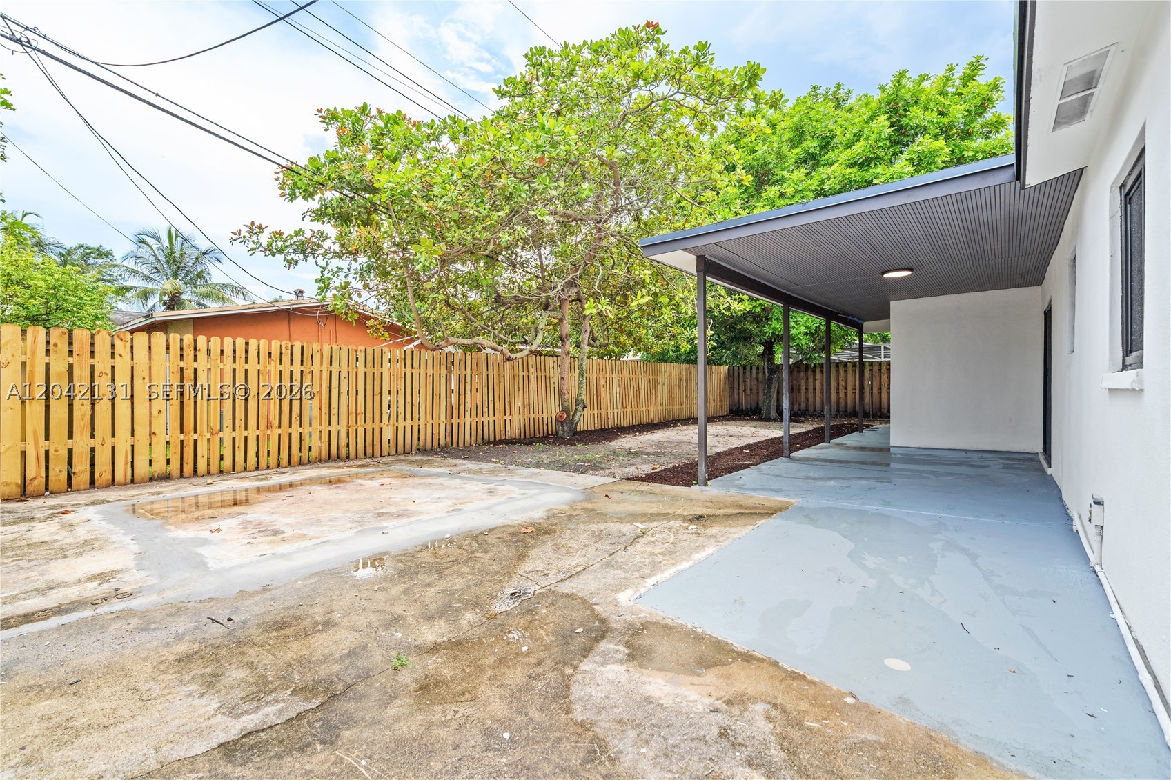 SUNRISE GOLF VILLAGE SEC - Residential