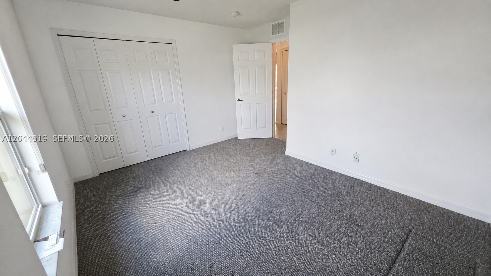 HIGH HAWK OF VERO BEACH P - Residential Lease