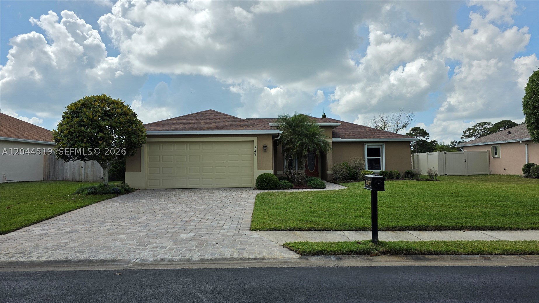 HIGH HAWK OF VERO BEACH P - Residential Lease
