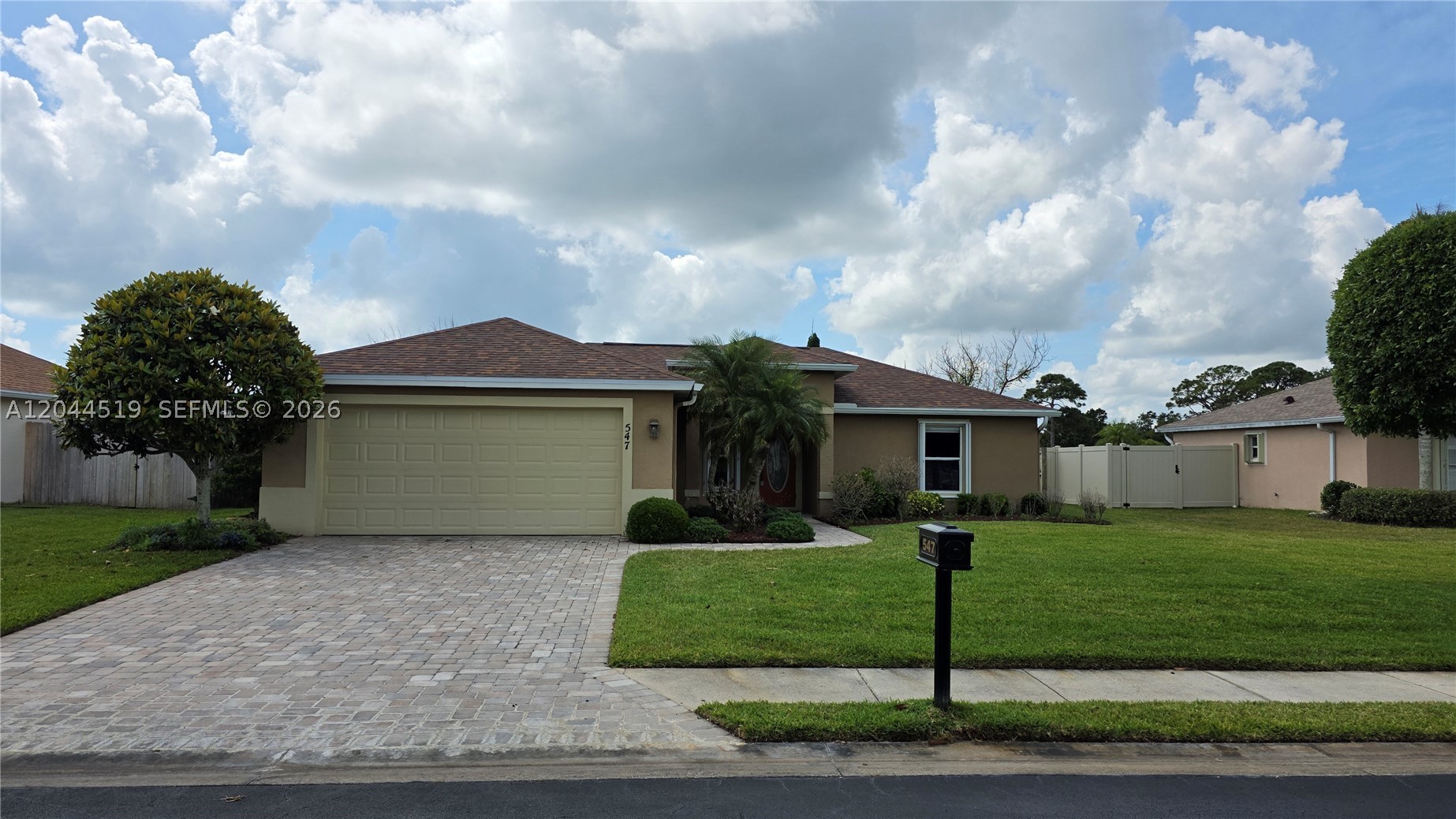 HIGH HAWK OF VERO BEACH P - Residential Lease