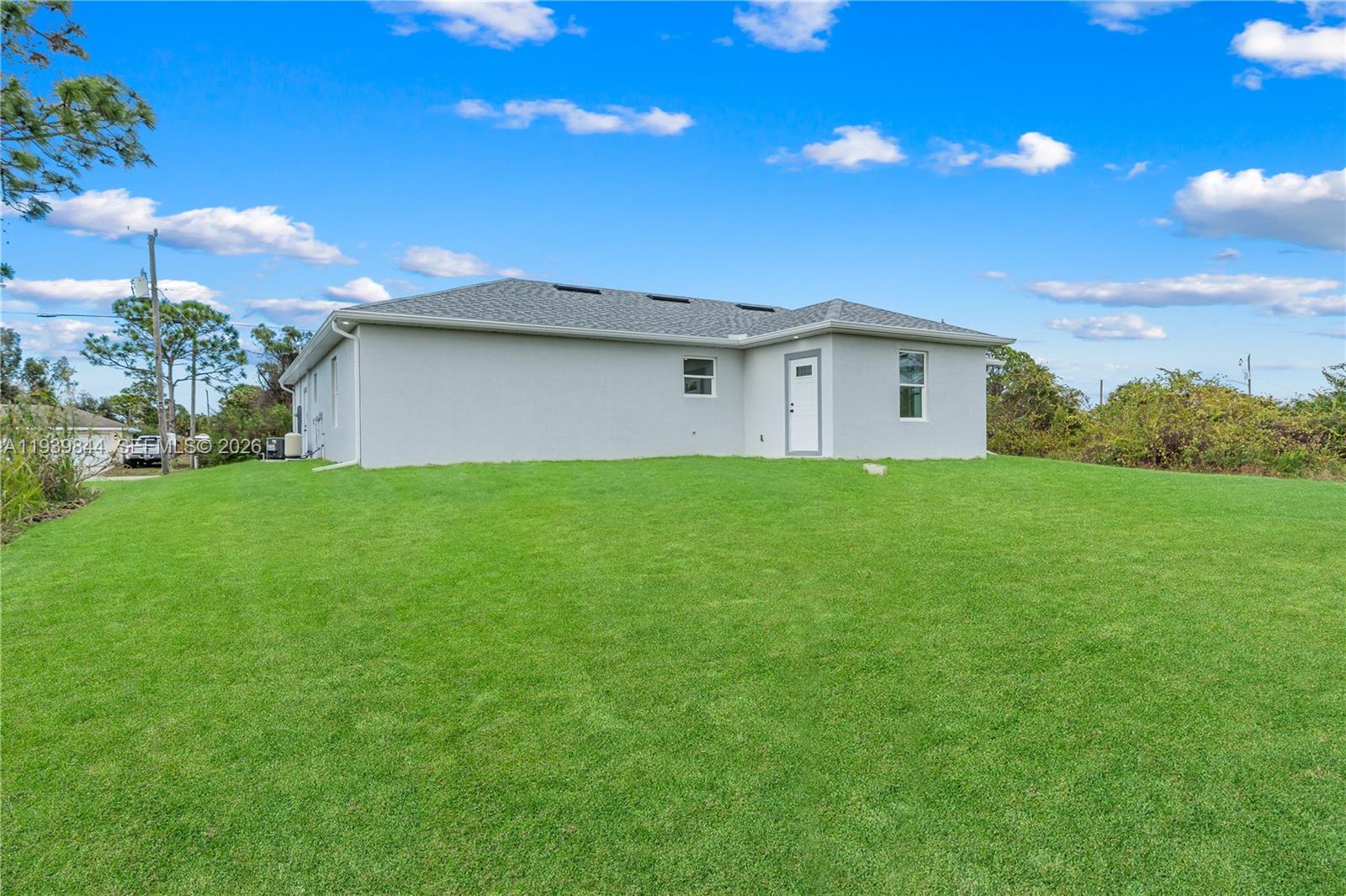 LEHIGH ACRES - Residential