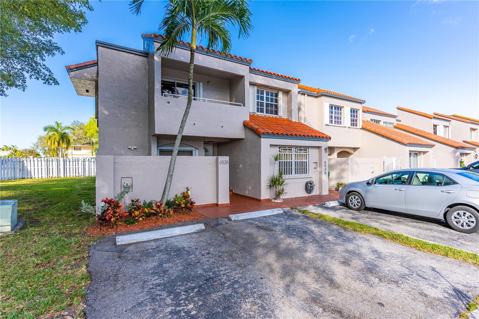 SUNSET HARBOUR SEC IV - Residential