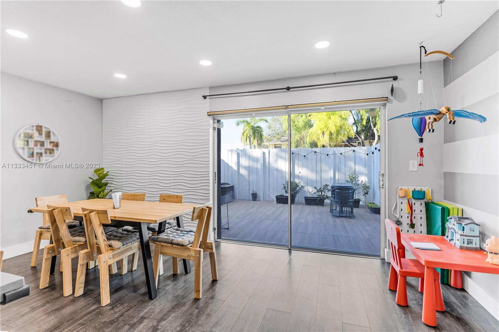 SUNSET HARBOUR SEC IV - Residential
