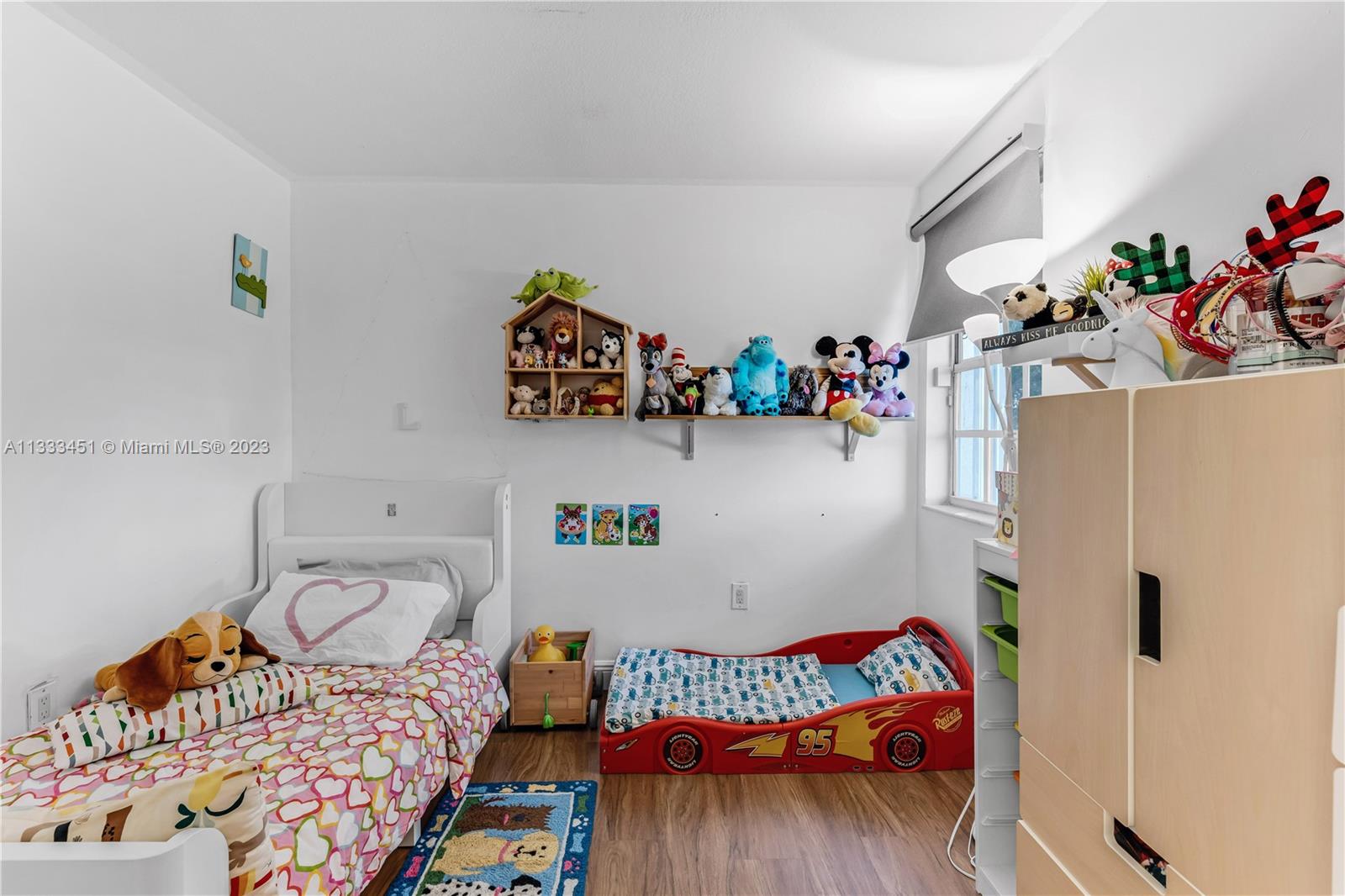 SUNSET HARBOUR SEC IV - Residential