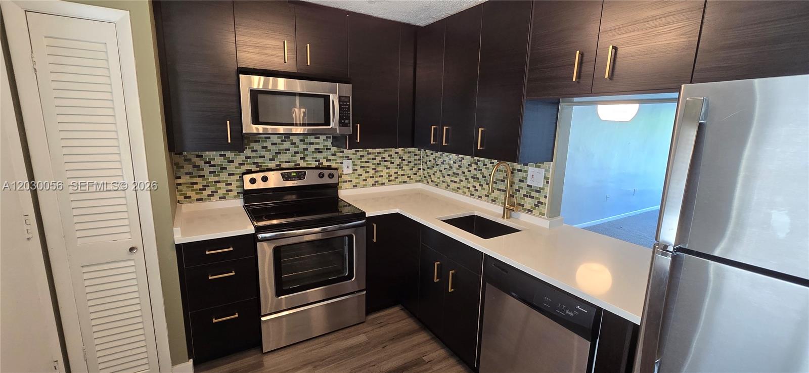 ROLLING GREEN CONDO G - Residential Lease