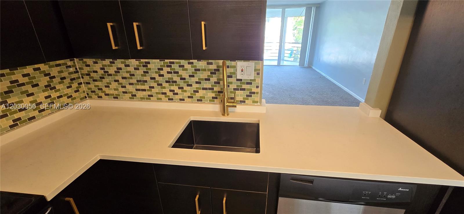 ROLLING GREEN CONDO G - Residential Lease