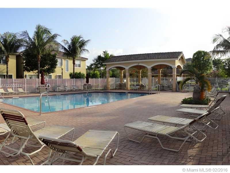 Kendall Breeze - Residential Lease