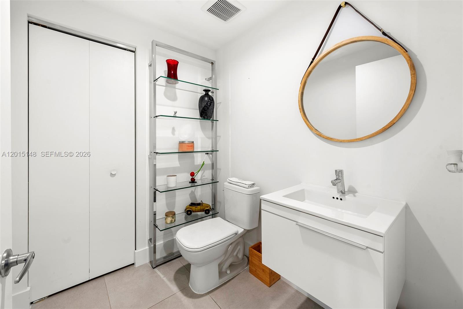 MARINA PALMS RESIDENCES S - Residential