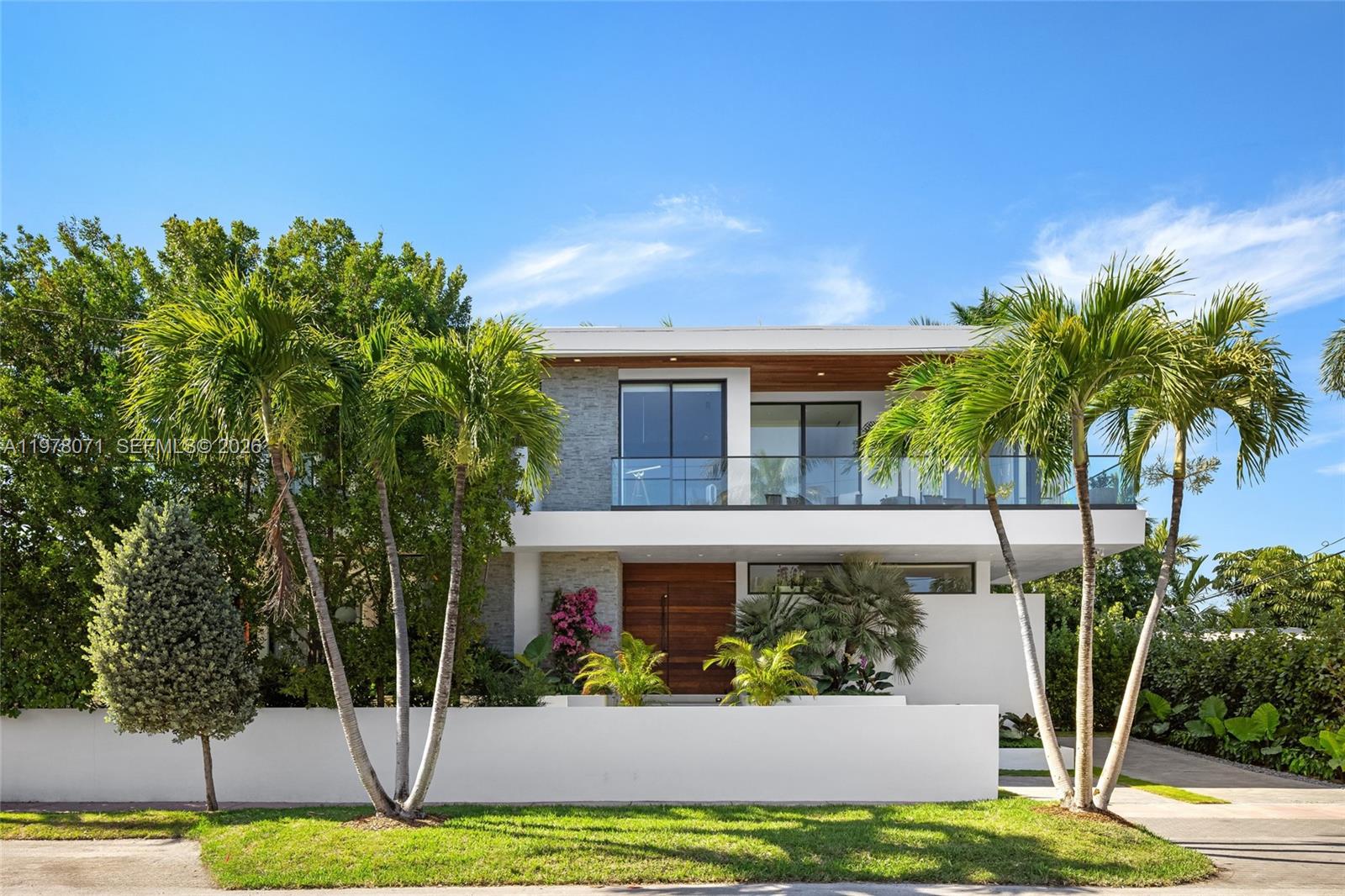 LA GORCE GOLF SUB - Residential