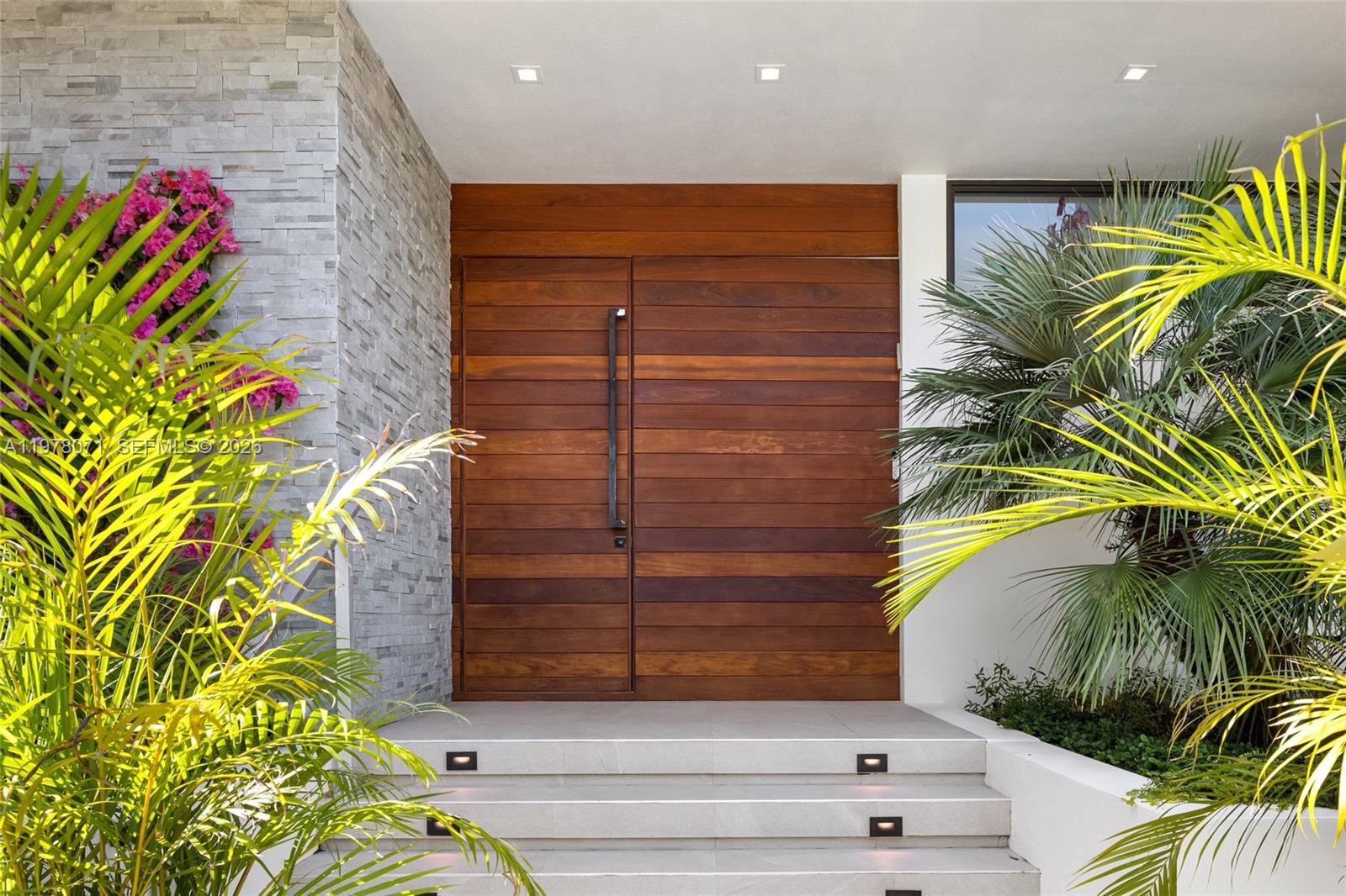 LA GORCE GOLF SUB - Residential