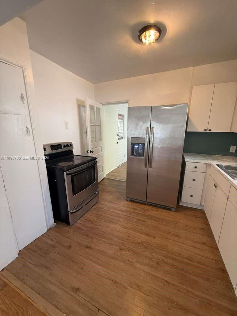 LAWRENCE ESTATE LAND CO - Residential Income