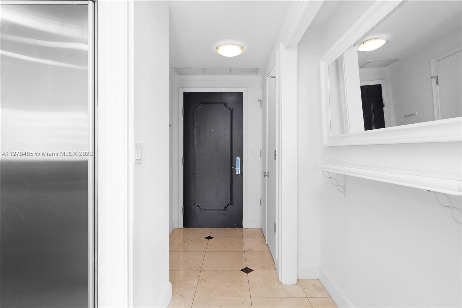RITZ-CARLTON - Residential Lease