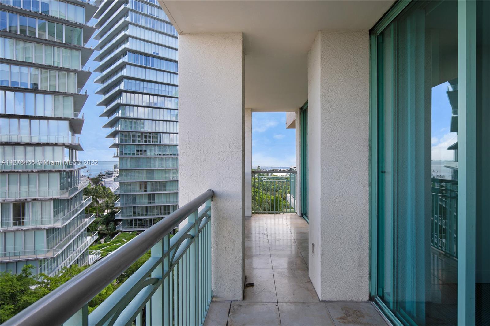 RITZ-CARLTON - Residential Lease