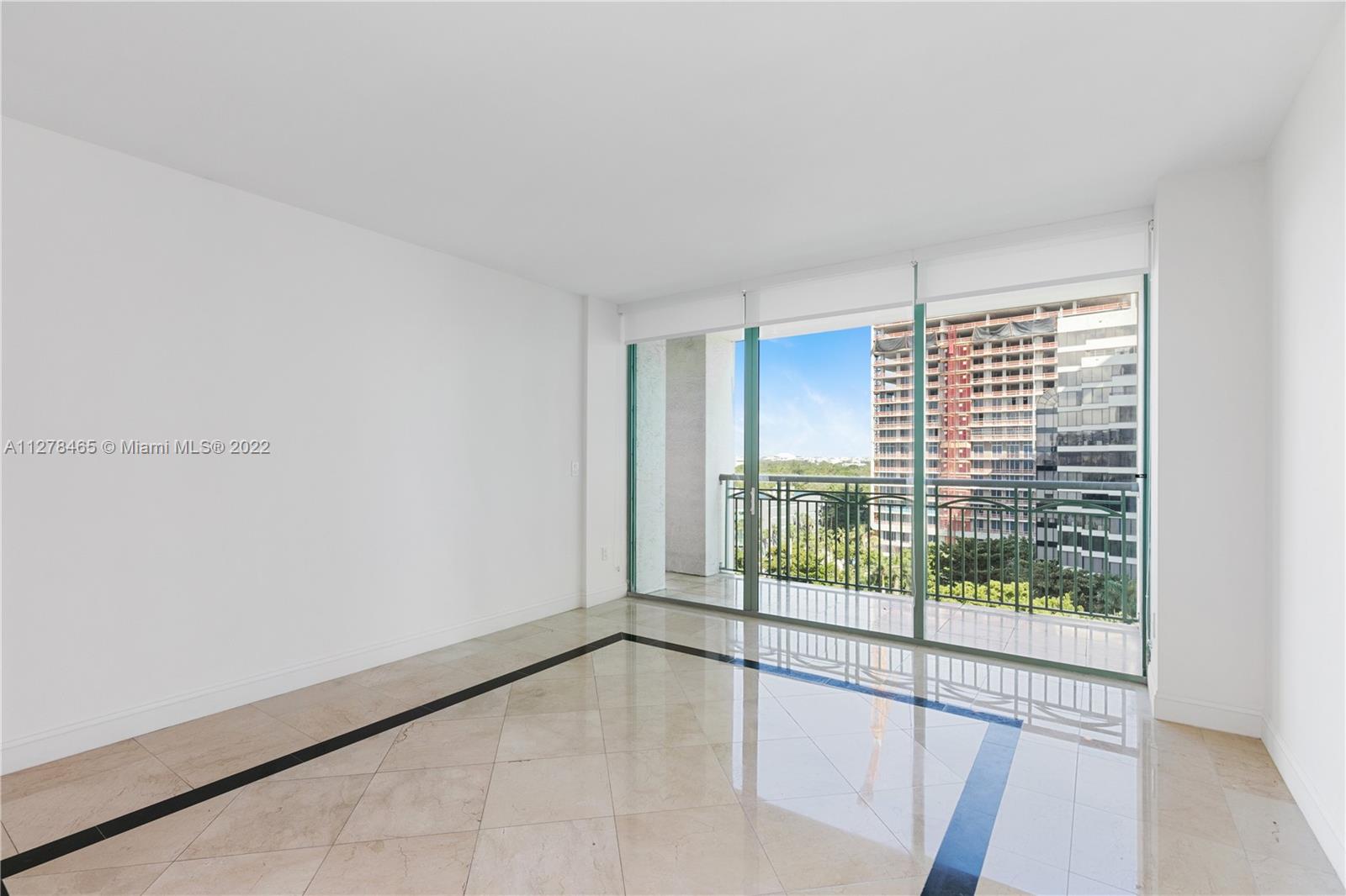 RITZ-CARLTON - Residential Lease