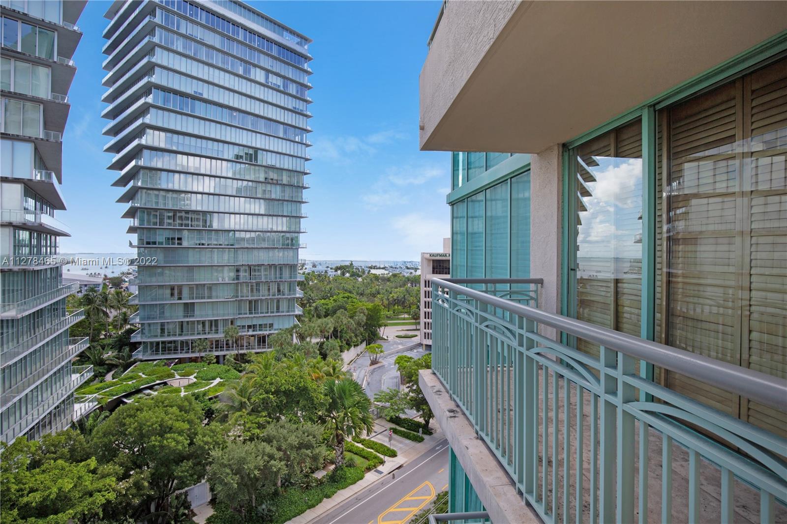 RITZ-CARLTON - Residential Lease