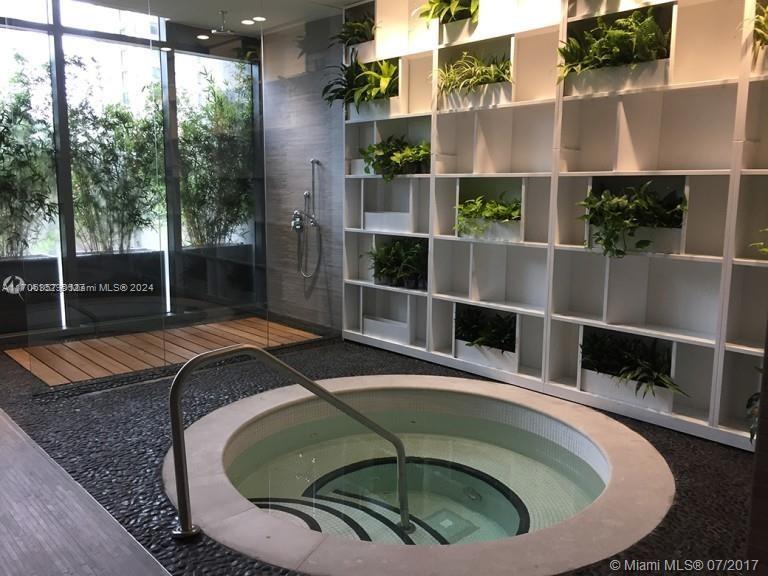 BRICKELL HEIGHTS WEST CON - Residential Lease