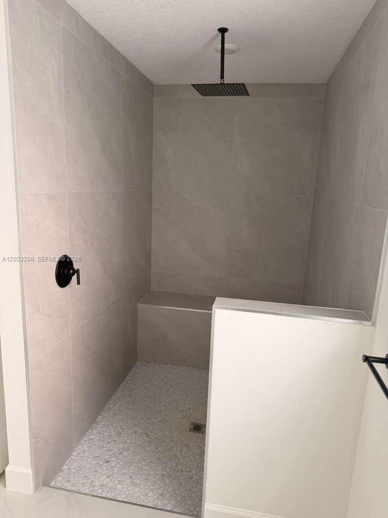 VERO LAKE ESTATES UNIT I - Residential