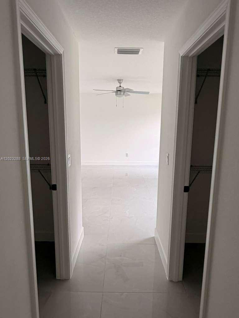 VERO LAKE ESTATES UNIT I - Residential