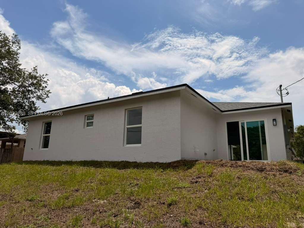 VERO LAKE ESTATES UNIT I - Residential