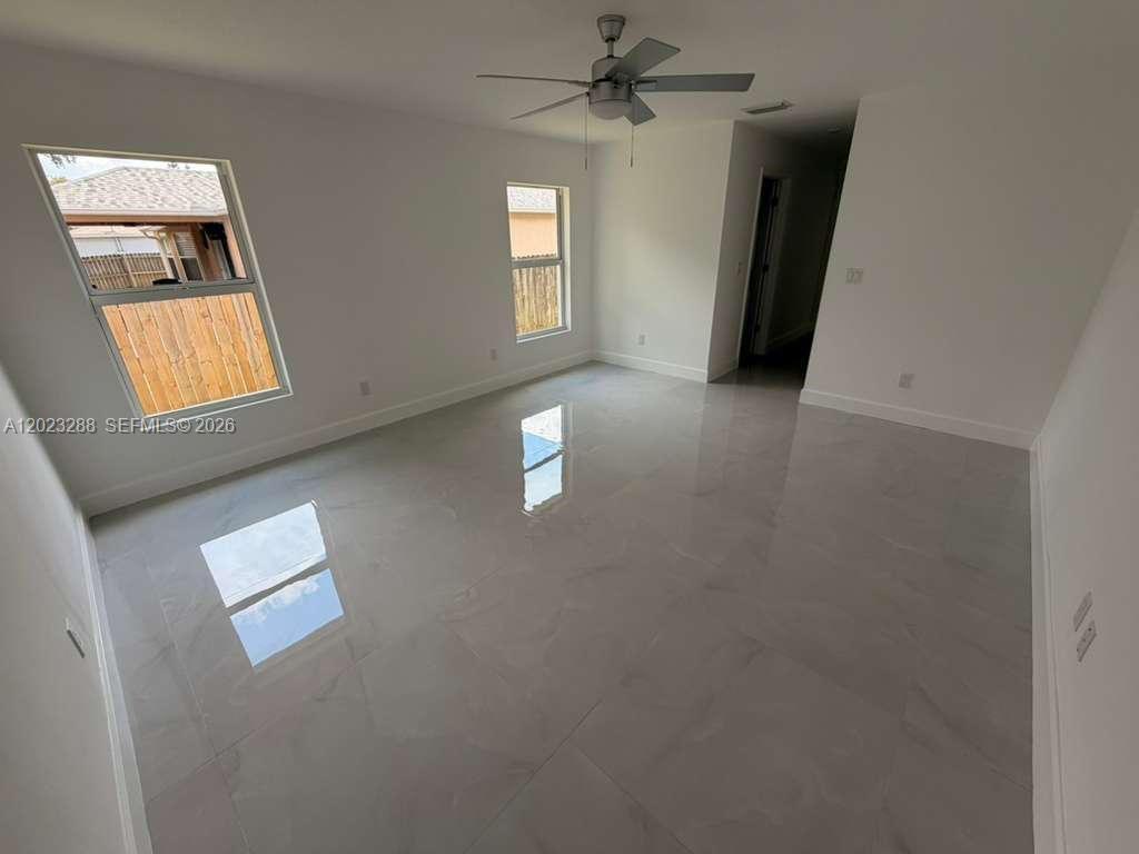 VERO LAKE ESTATES UNIT I - Residential