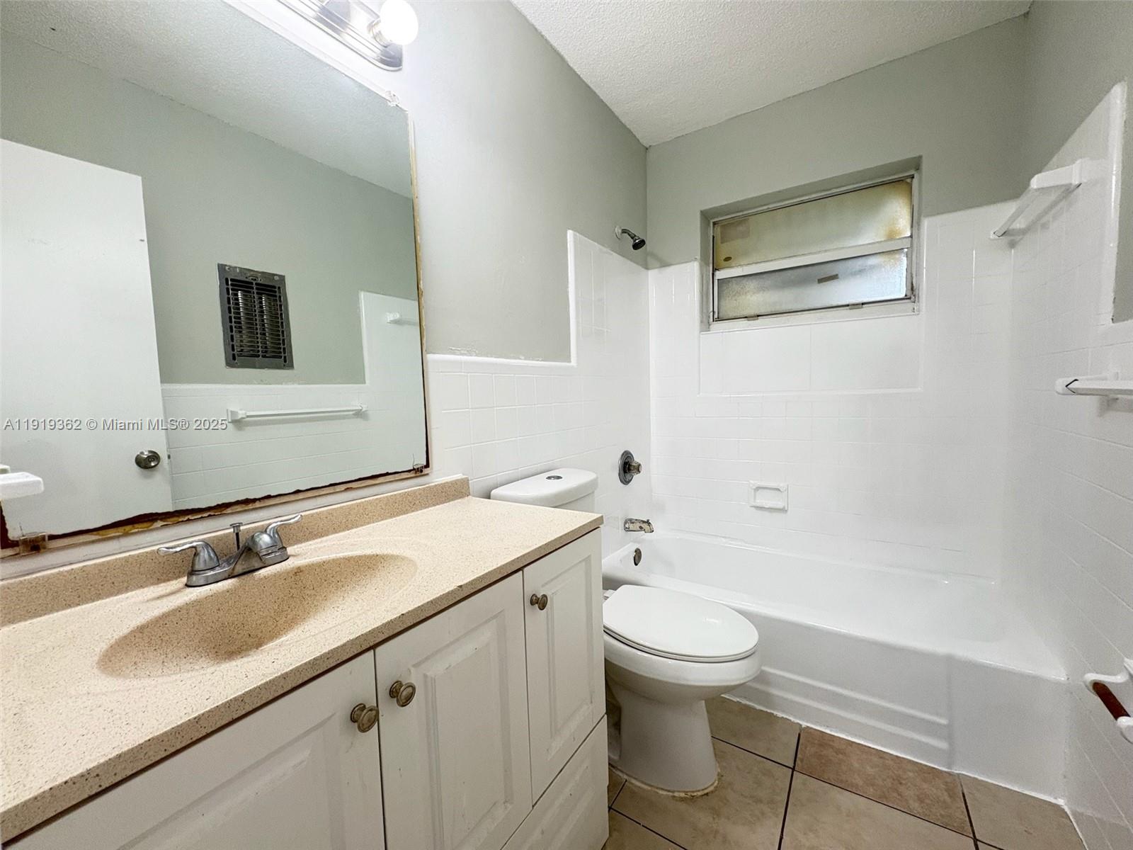 HILLMONT HGTS REV & ADD - Residential Lease