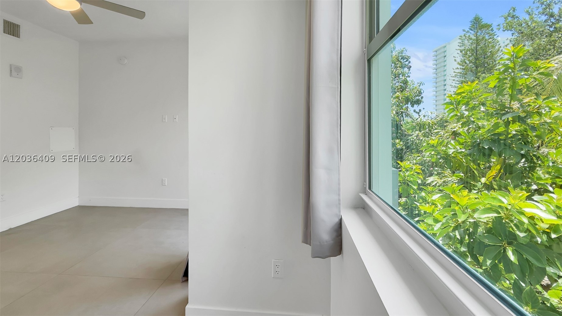 GRAND VIEW PARK - Residential Lease