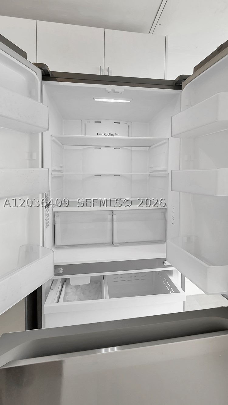 GRAND VIEW PARK - Residential Lease