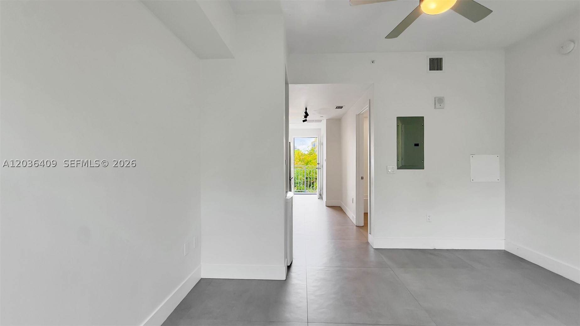 GRAND VIEW PARK - Residential Lease