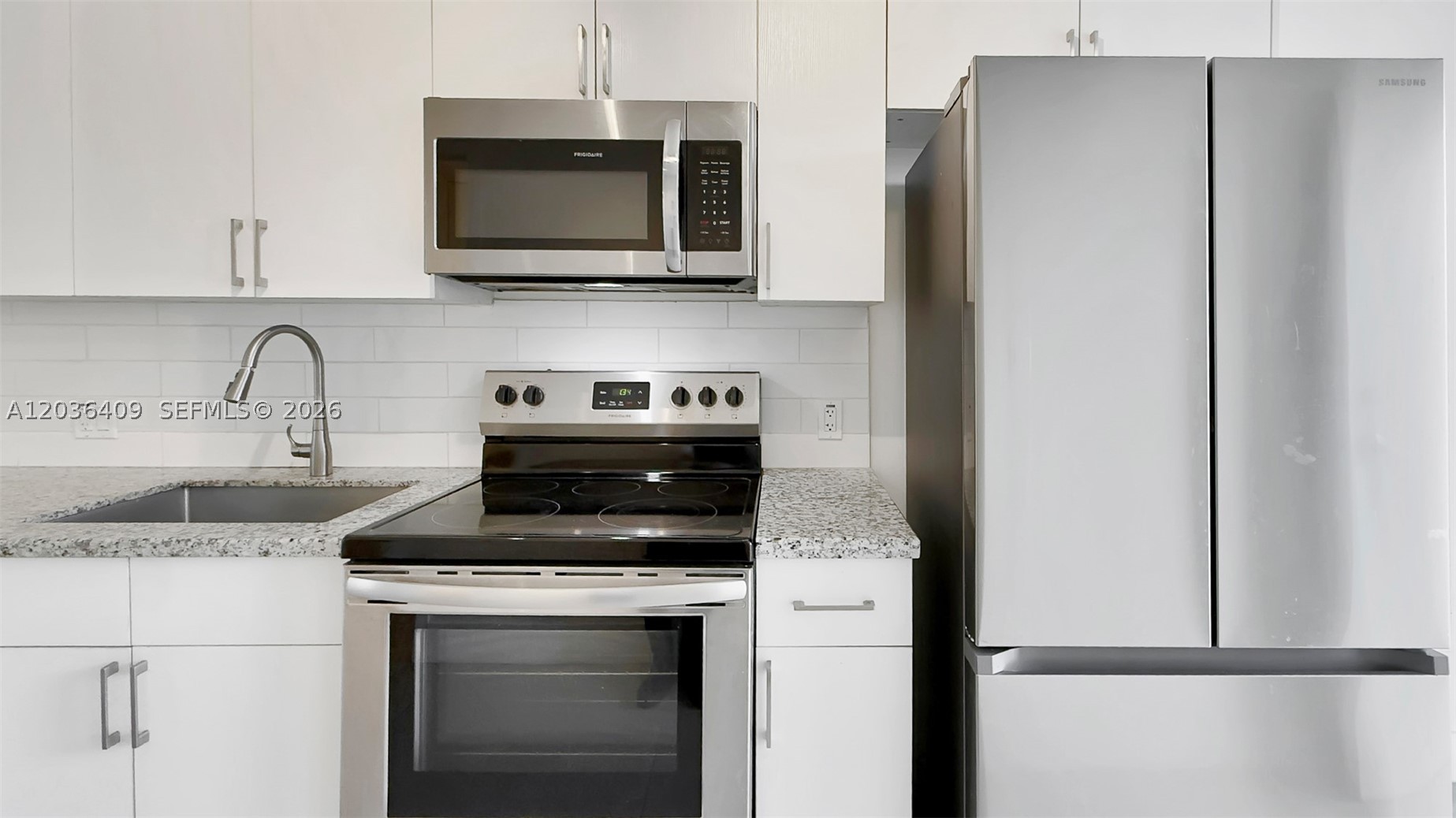 GRAND VIEW PARK - Residential Lease