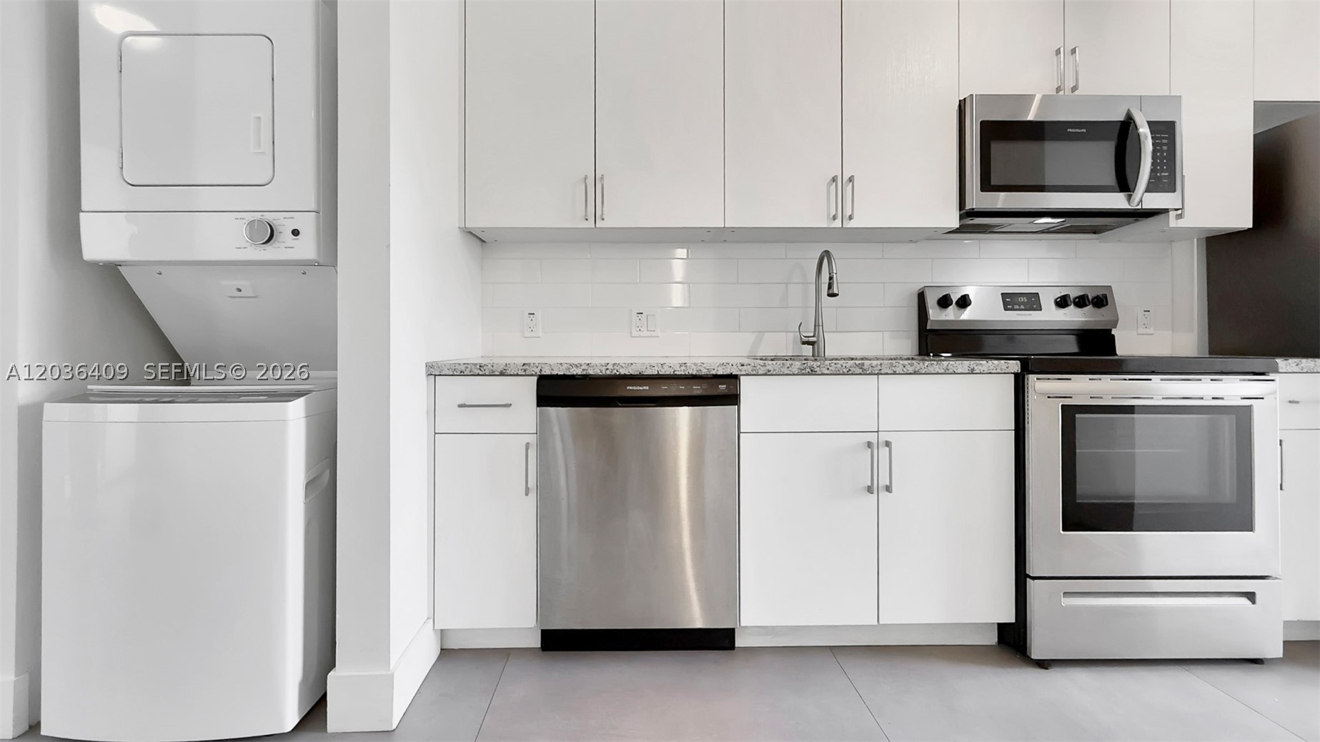 GRAND VIEW PARK - Residential Lease