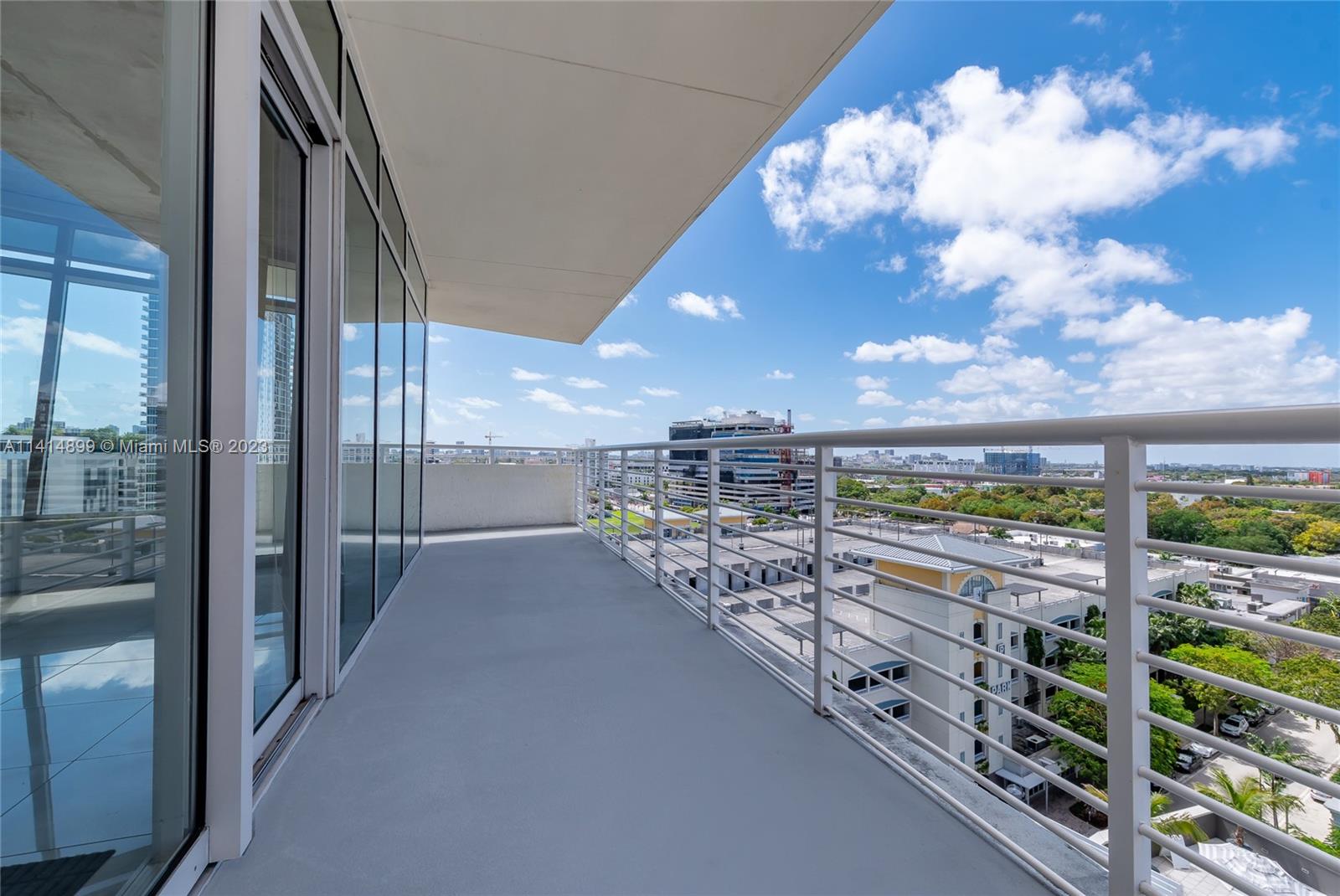 MIDBLOCK MIAMI - Residential