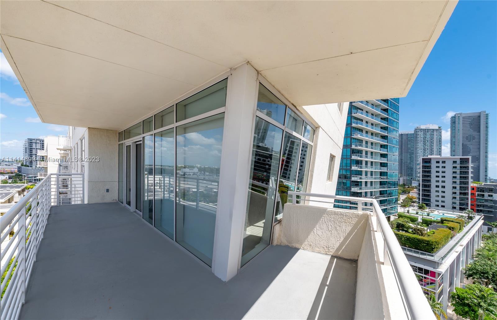 MIDBLOCK MIAMI - Residential