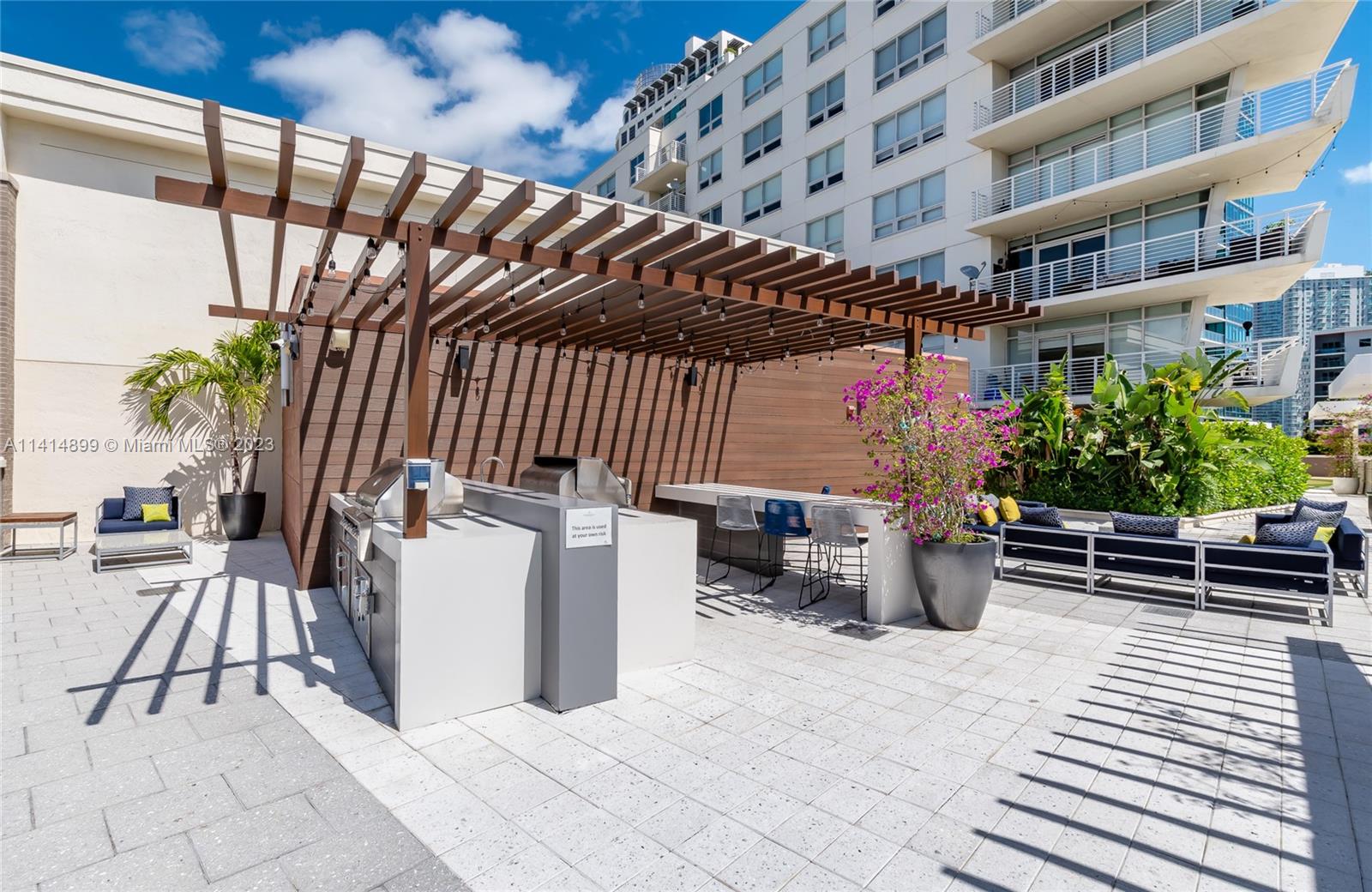 MIDBLOCK MIAMI - Residential