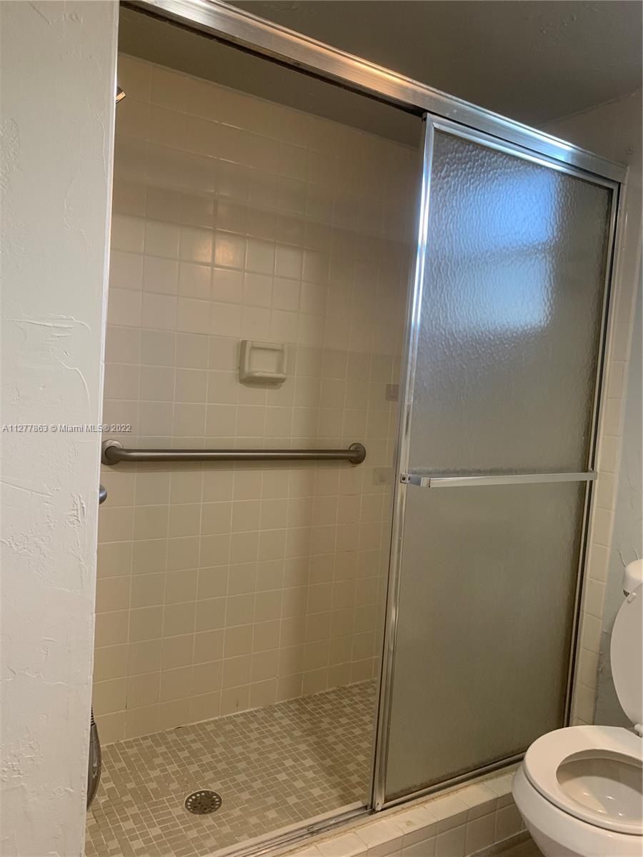 CYPRESS AT WOODMONT 2 CON - Residential