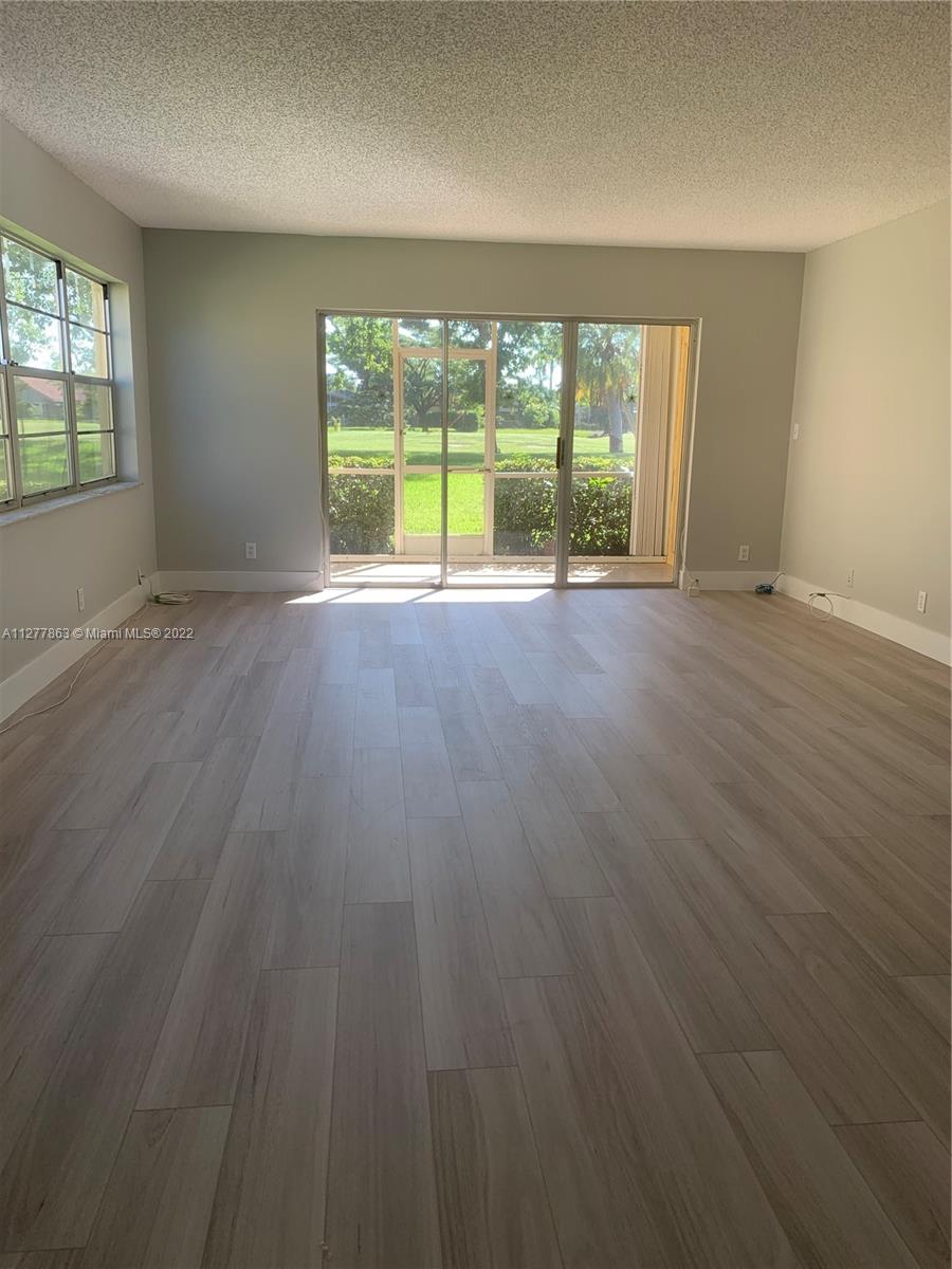 CYPRESS AT WOODMONT 2 CON - Residential