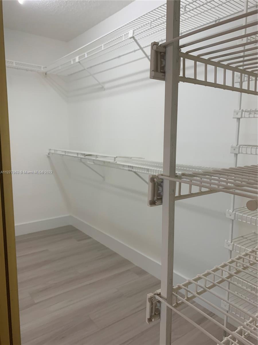 CYPRESS AT WOODMONT 2 CON - Residential