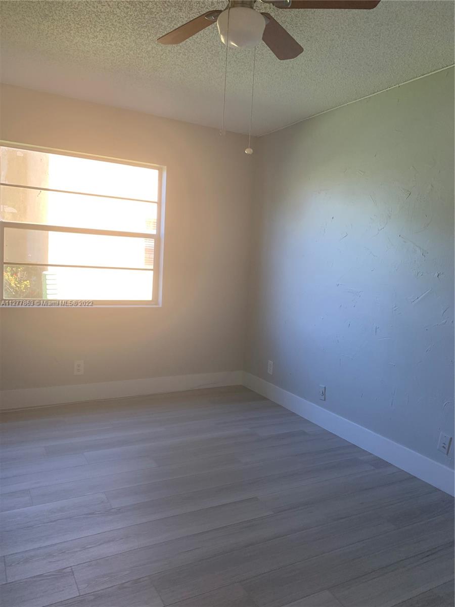 CYPRESS AT WOODMONT 2 CON - Residential