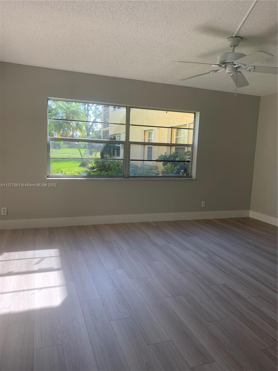 CYPRESS AT WOODMONT 2 CON - Residential