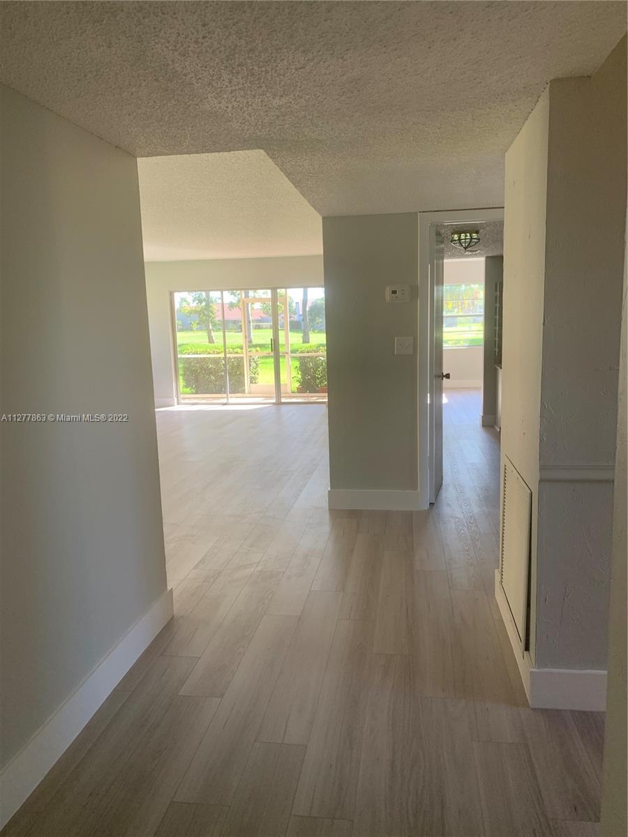 CYPRESS AT WOODMONT 2 CON - Residential