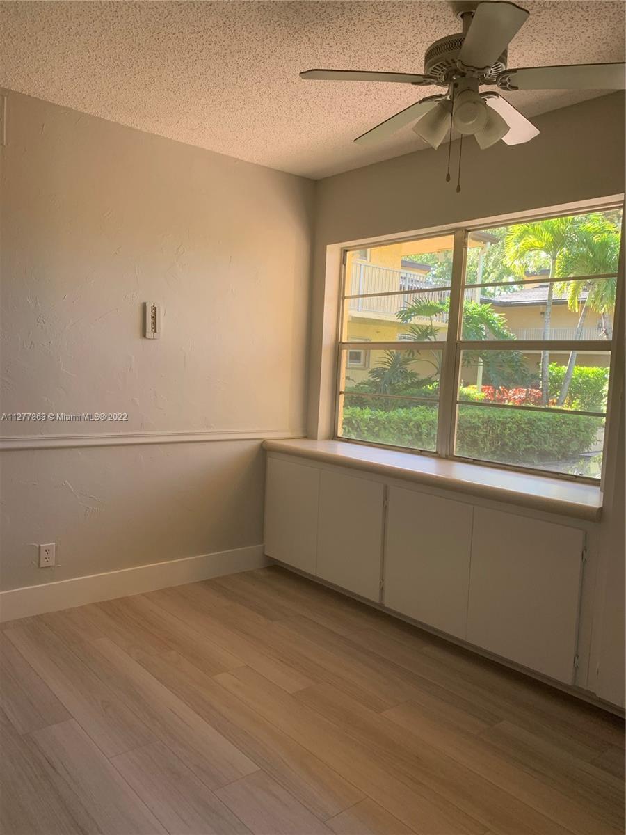 CYPRESS AT WOODMONT 2 CON - Residential