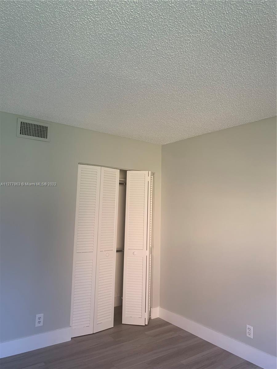CYPRESS AT WOODMONT 2 CON - Residential
