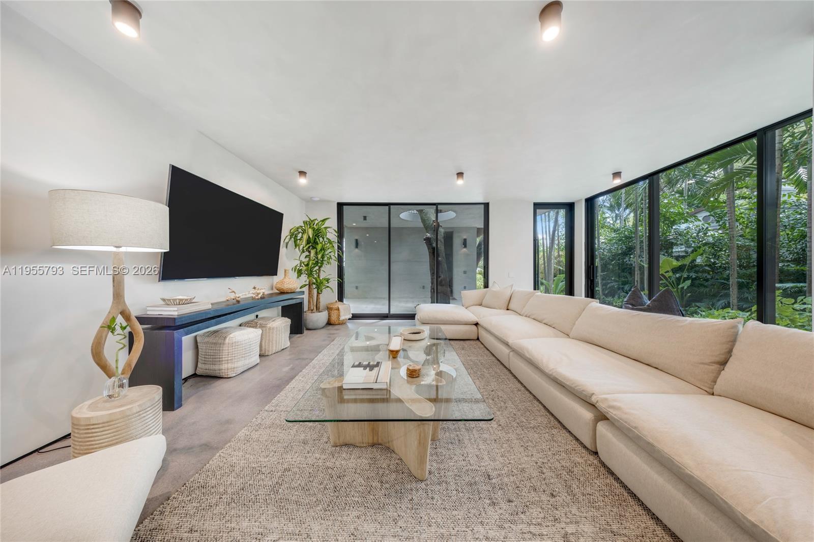 SPRING GARDEN - Residential