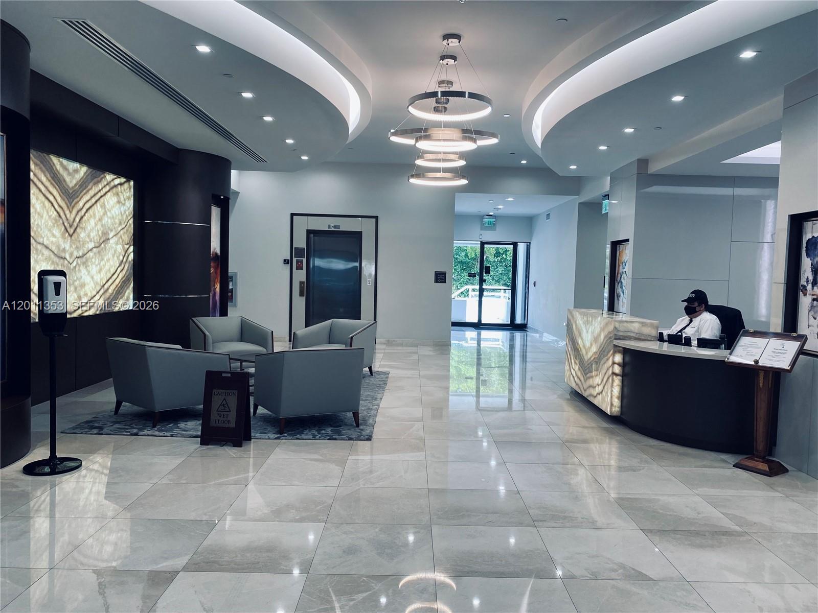 DELVISTA TOWERS CONDO - Residential