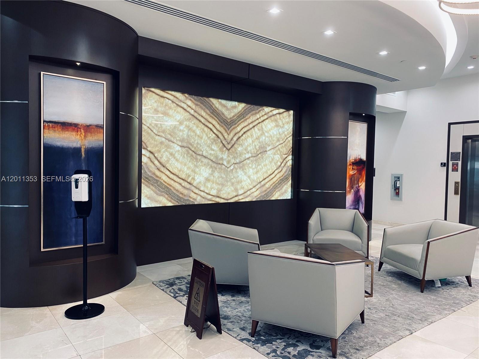 DELVISTA TOWERS CONDO - Residential